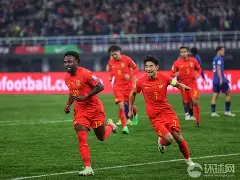 开云体育官网登录-新世界狂欢车19分钟超长镜头